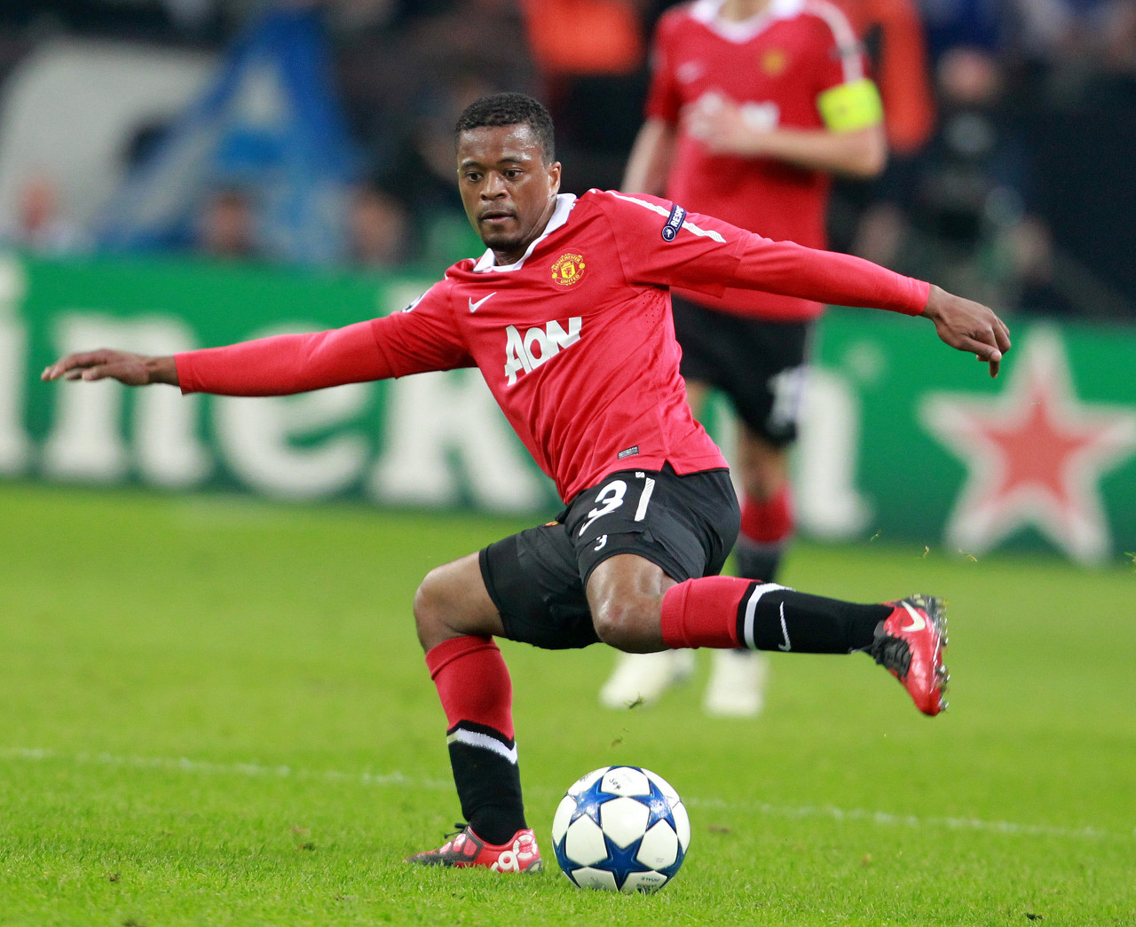 这一信息引 这一信息引